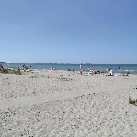 Holiday Home Laerkevej Skaelskor V