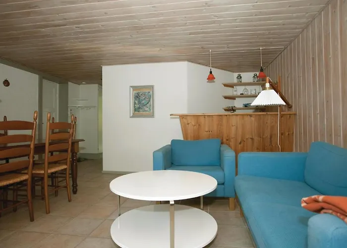 Laerkevej V Holiday home Skaelskor